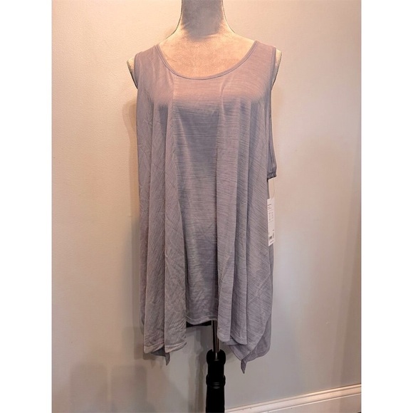 Athleta Women's 2XL Gray Sleeveless Tunic Tank Top Casual Relaxed Fit NWT - Picture 2 of 13